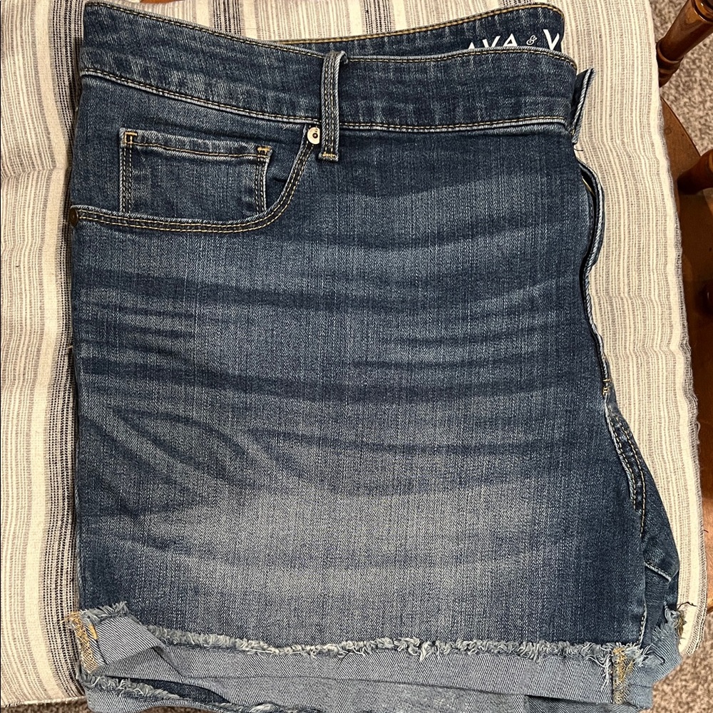 Ava & Viv Blue Denim Midi Shorts